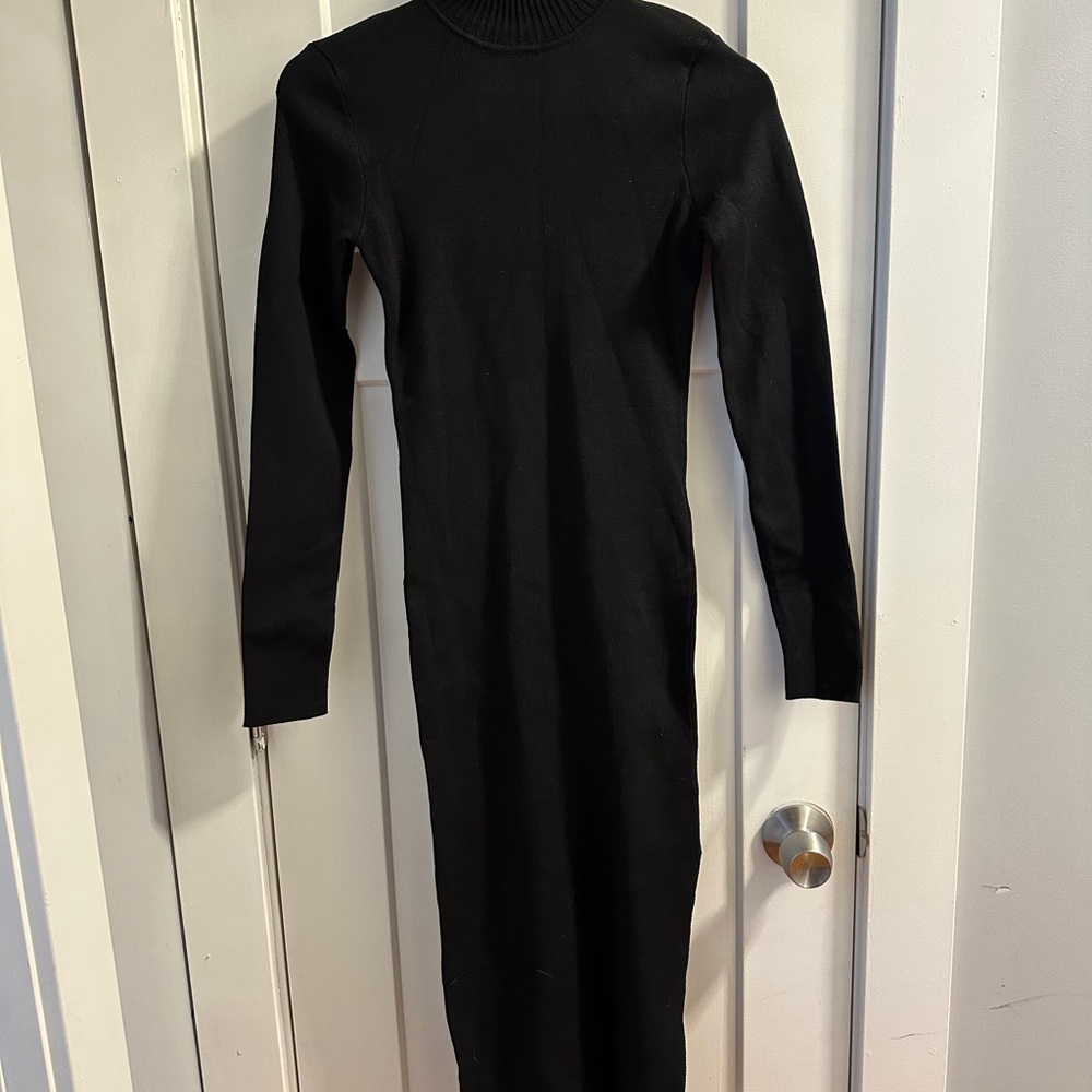 Forever 21 Black Long Sleeve Ribbed Turtleneck Midi Dress